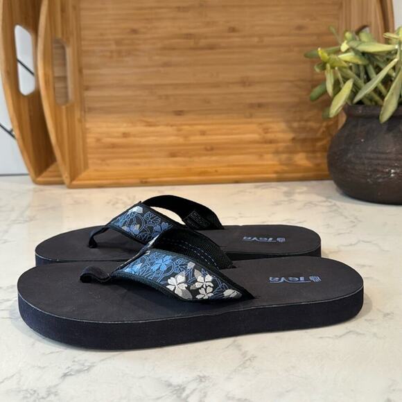 Teva Mush Mandalyn Sandal Black Blue Floral Comfort FlipFlop thick sole size 7 - Picture 1 of 8